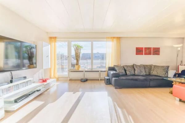 Immobilie in Wolfratshausen - Licht, Luft und Lebensqualität – Penthouse mit Traumterrasse - Bild 2
