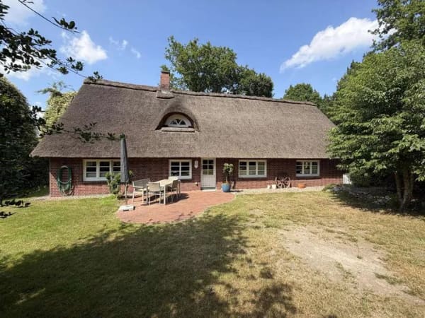 Immobilie in Oldendorf - Schönes Reetdachhaus mit modernem Wohnkomfort! - Bild 2