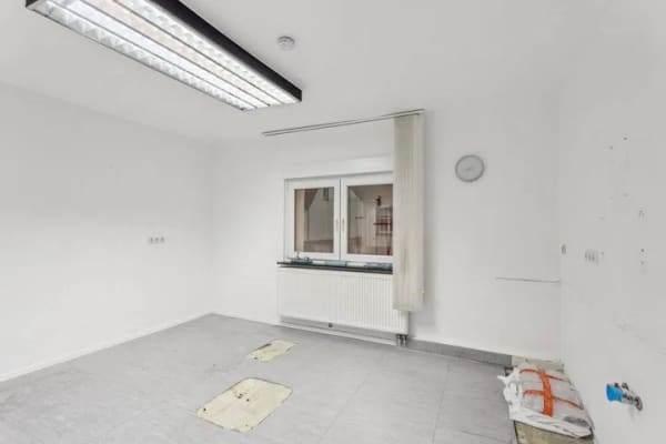 Immobilie in Glauburg - Wohn- und Geschäftshaus mit Praxis & Garten - Bild 3