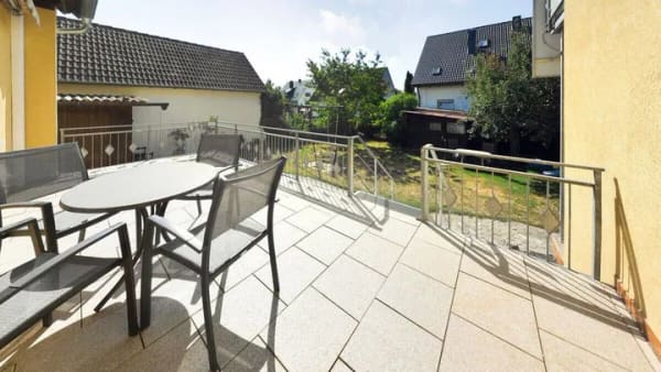 Immobilie in Burgoberbach - Hier haben auch Zwei Generationen viel Platz! Attraktives Zweifamilienhaus in Burgoberbach - Bild 3