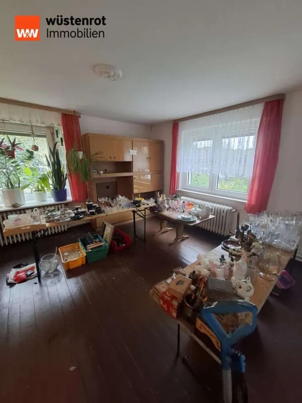 Immobilie in Schöneiche bei Berlin - *Schönes, charmantes Einfamilienhaus, nach Bedarf modernisierungsbedürftig ,in ruhiger Lage* - Bild 3