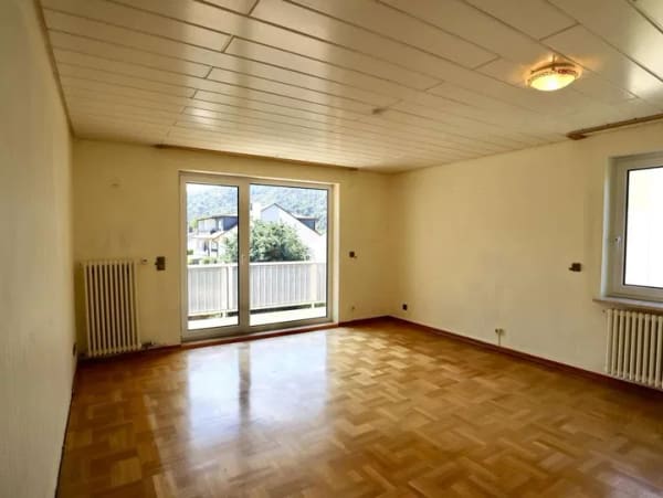 Immobilie in Cochem - Geräumige 3-Zimmer Wohnung mit Balkon und Stellplatz - Bild 0