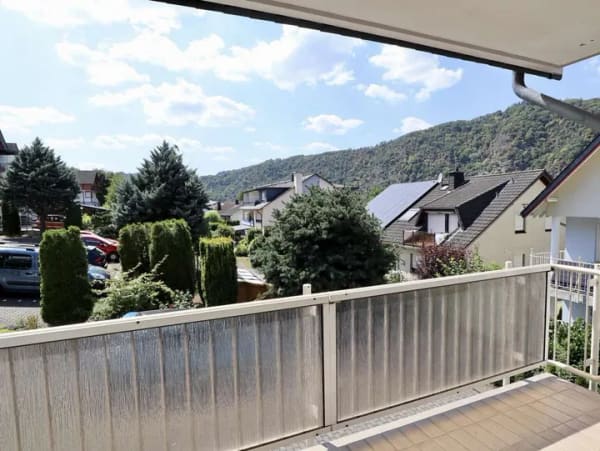 Immobilie in Cochem - Geräumige 3-Zimmer Wohnung mit Balkon und Stellplatz - Bild 1