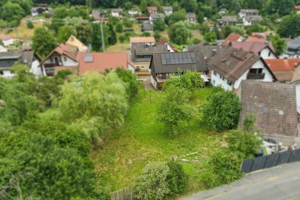 Immobilie in Flörsbachtal - Ehemaliges Bauernhaus mit Scheune und ca. 1.330 m² Grundstück - Bild 3