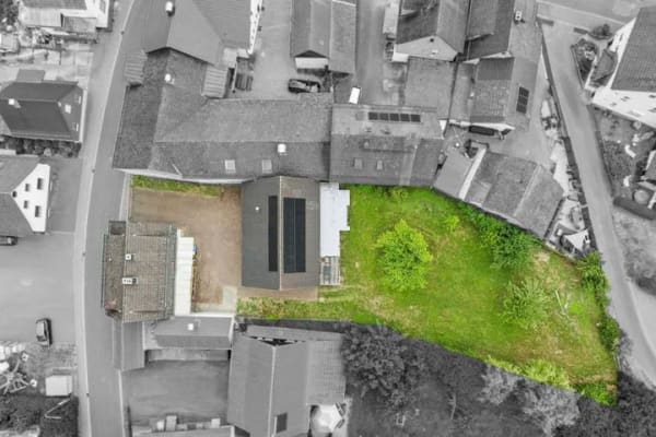 Immobilie in Flörsbachtal - Ehemaliges Bauernhaus mit Scheune und ca. 1.330 m² Grundstück - Bild 4