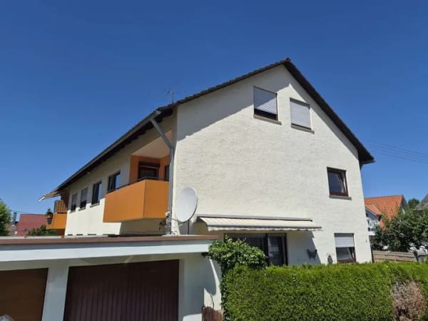 Immobilie in Brigachtal - Sehr hochwertig und frisch renovierte Vier-Zimmer-Wohnung in Brigachtal - Bild 0