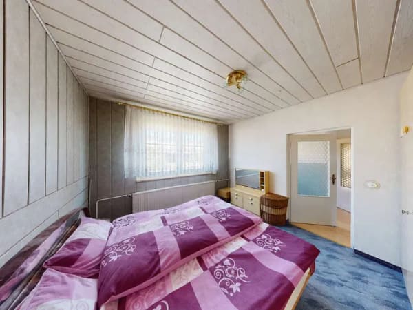 Immobilie in Bergen auf Rügen - Großzügiges Einfamilienhaus mit Einliegerbereich in ruhiger Wohnlage - Bild 2