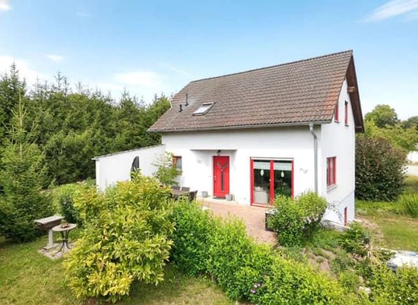 Immobilie in Ilmtal-Weinstraße - Einfamilienhaus mit großem Grundstück im Weimarer Land - Bild 1