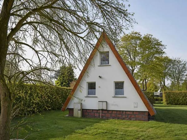 Immobilie in Mönchgut - Reetgedecktes Ferienhaus in Gager – Ruhe & Naturidylle auf der Insel Rügen - Bild 2