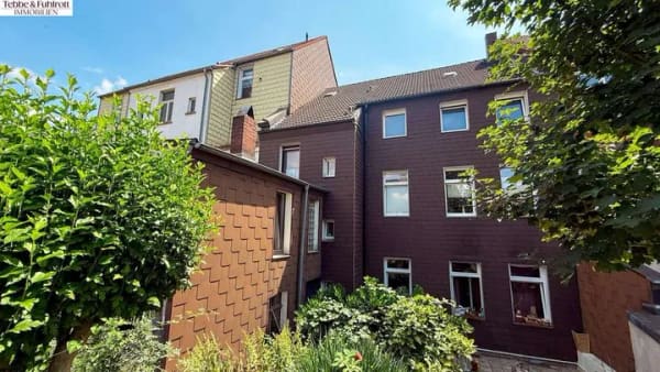 Immobilie in Mülheim an der Ruhr - 1235 €/m² | Solides Mehrfamilienhaus in Mülheim - Ruhr | 19 Jahre ohne Mieterwechsel - Bild 1