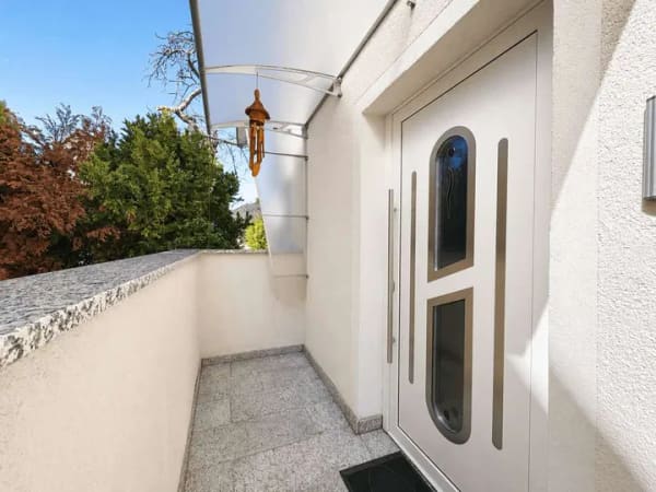 Immobilie in Empfingen - Besonderes Einfamilienhaus mit Gartengrundstück, 2 Garagen, Sauna & Werkstatt - Bild 2