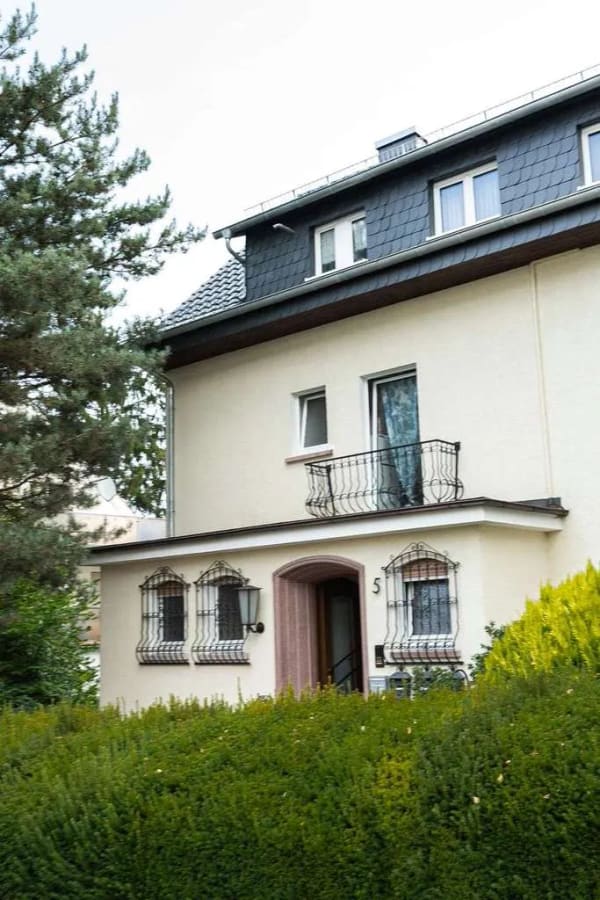 Immobilie in Bad Orb - Zentral wohnen. Im Grünen zuhause. Vier Wohneinheiten auf 1.109 m² in Bad Orb - Bild 1