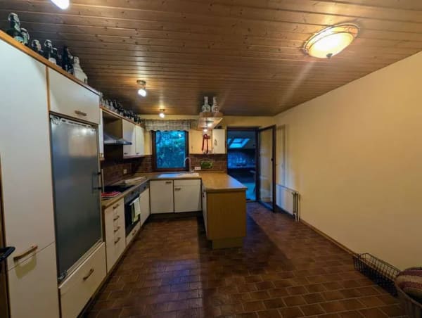 Immobilie in Algermissen - Großzügiges Einfamilienhaus mit Einliegerwohnung, Galerie und Sauna in Algermissen-Bledeln - Bild 3