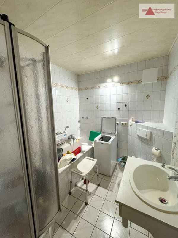 Immobilie in Schwarzenberg/Erzgebirge - Eigentumswohnung mit Balkon, Fahrstuhl und hohem Potenzial zu verkaufen! - Bild 3