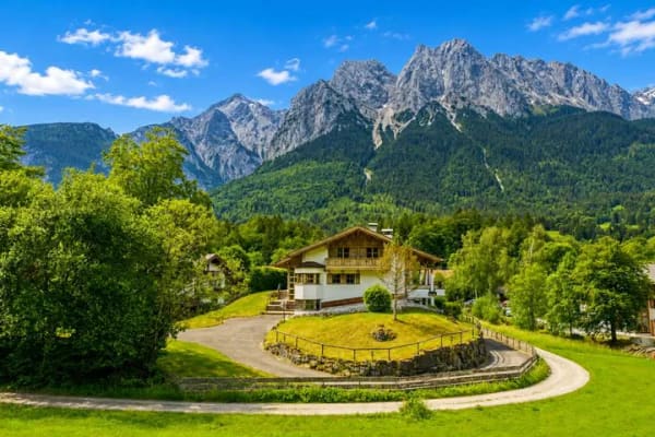 Immobilie in Grainau - Exklusive Villa in unvergleichlicher Panorama-Lage - Bild 3