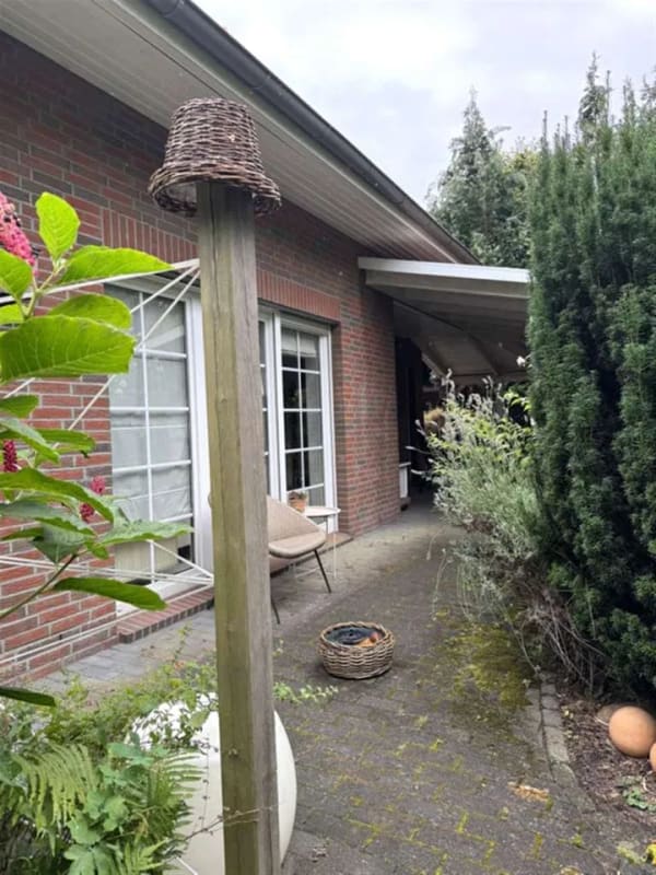 Immobilie in Linsburg - Sehr gepflegt, in ruhiger Lage, mit Garage und blickdichtem Garten, Extras!  - Bild 1