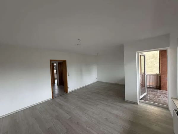 Immobilie in Nienburg/Weser - Modernisierte Eigentumswohnung ideal als Kapitalanlage - Bild 1