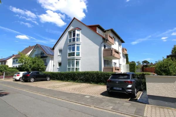 Immobilie in Pfungstadt - 3-Zimmer Dachgeschosswohnung mit Terrasse und Stellplatz - Bild 0