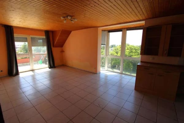 Immobilie in Pfungstadt - 3-Zimmer Dachgeschosswohnung mit Terrasse und Stellplatz - Bild 1