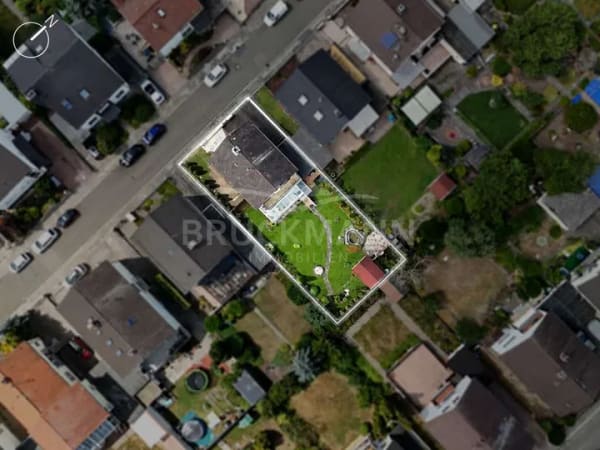 Immobilie in Heßheim - Zuhause in Heßheim: Gepflegtes EFH mit großem Garten in ruhiger Wohnlage - Bild 2