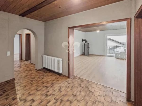 Immobilie in Bexbach - Großzügiger Bungalow – komfortables Wohnen auf einer Ebene mit zusätzlicher Mieteinnahme - Bild 3