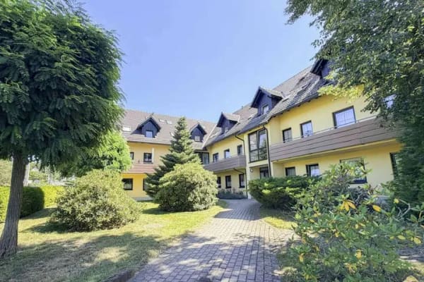 Immobilie in Rabenau - *Bezugsfrei* 4,5-Zi.-Familienwohnung in idyllischer Lage mit 2 Balkonen und Stellplatz - Bild 2