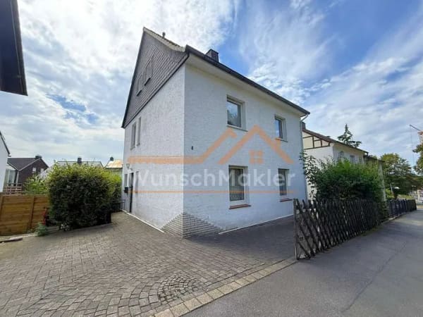 Immobilie in Menden - Gepflegtes Zweifamilienhaus in naturnaher Stadtlage - Bild 0