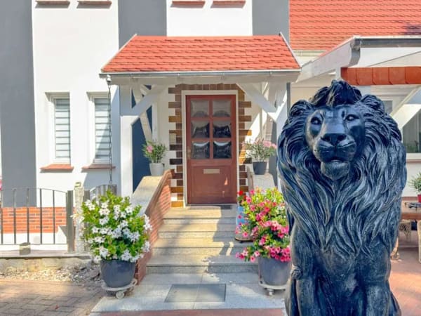 Immobilie in Bernitt - Wohnhaus mit 2 vollwertigen Wohnebenen // 250 m², 1.150 m² Grundstück // Familie o. Mehrgenerationen - Bild 2