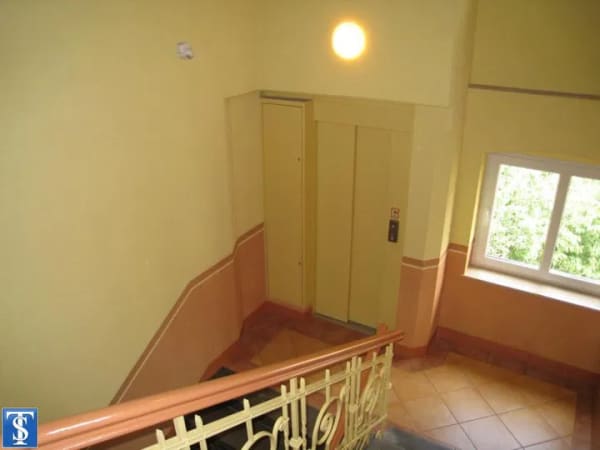 Immobilie in Plauen - Objekt-Nr.: 0226 - vermietete 3- bis 4-Zimmer-ETW mit Wanne, Dusche, Gäste-WC, Fahrstuhl, Abstellraum im Zentrum von Plauen - Bild 3