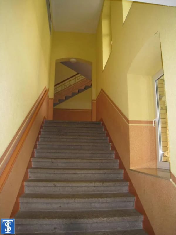 Immobilie in Plauen - Objekt-Nr.: 0226 - vermietete 3- bis 4-Zimmer-ETW mit Wanne, Dusche, Gäste-WC, Fahrstuhl, Abstellraum im Zentrum von Plauen - Bild 4