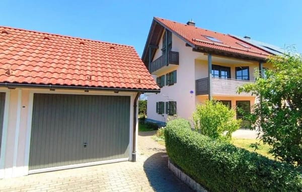 Immobilie in Germaringen - Ansprechende Doppelhaushälfte+Doppelgarage ruhige Wohnlage in Germaringen mit guter Anbindung zurA96 - Bild 0
