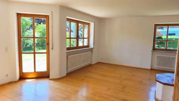 Immobilie in Germaringen - Ansprechende Doppelhaushälfte+Doppelgarage ruhige Wohnlage in Germaringen mit guter Anbindung zurA96 - Bild 3
