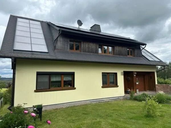 Immobilie in Wurzbach - Großes Einfamilienhaus mit Einliegerwohnung in Wurzbach-Heinersdorf - Bild 0