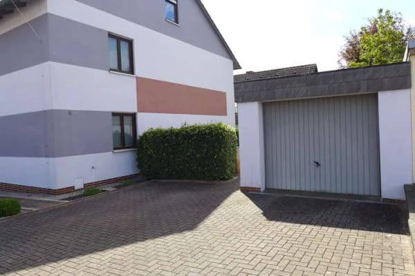 Immobilie in Eckersdorf - Top modernisiertes Zweifamilienhaus in Eckersdorf – zwei Wohnungen, viele Möglichkeiten - Bild 3