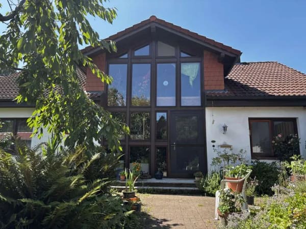 Immobilie in Itzstedt - Lichtdurchflutetes Einfamilienhaus
auf ruhigem Grundstück
in Ortsrandlage - Bild 1