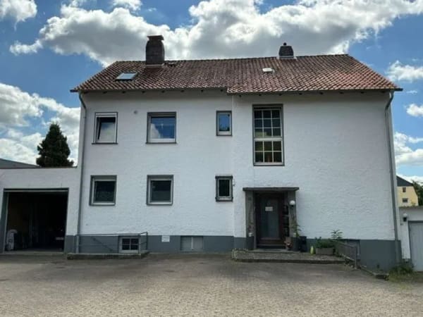 Immobilie in Einbeck - Mehrfamilienhaus mit Garagenpark - Bild 0