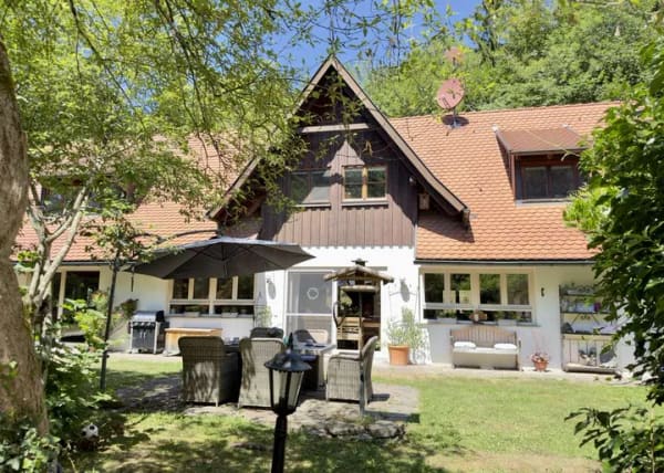 Immobilie in Bergatreute - Großzügiges Wohlfühlhaus - Kleinod - in Bergatreute - Bild 1