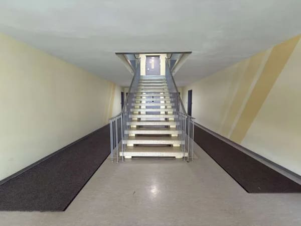 Immobilie in Lichtenfels - Attraktive Eigentumswohnung im 1. Obergeschoss mit Balkon und Personenaufzug - Bild 2