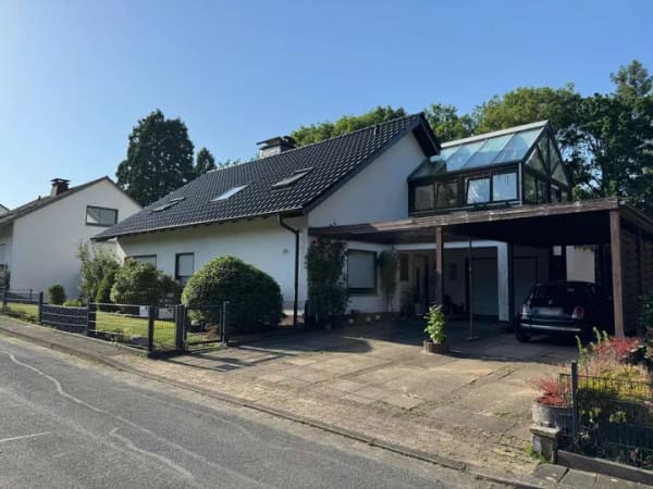 Immobilie in Hiddenhausen - Flexibilität pur: Ihr neues Zuhause mit Potenzial zum 3-Familienhaus in Hiddenhausen - Bild 0
