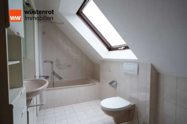 Immobilie in Bad Buchau - Mehr als eine Wohnung – Doppelhaushälfte mit Garten, Garage und echtem Hausgefühl - Bild 4