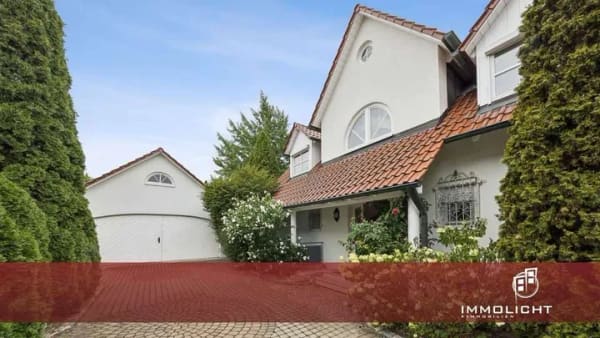 Immobilie in Welden - Repräsentatives 7-Zimmer Einfamilienhaus u. Doppelgarage in Traumlage! - Bild 0