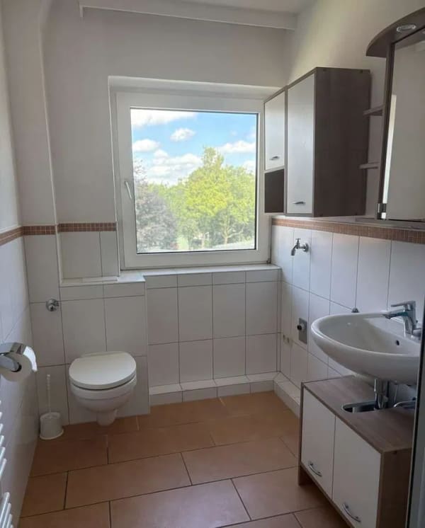 Immobilie in Heide - Helle 3-Zimmer-Wohnung mit Balkon – Modernisierung geplant, für mehr Wohnqualität! - Bild 4