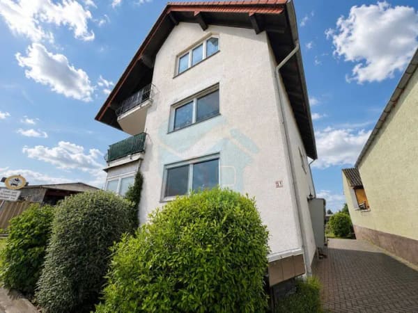 Immobilie in Wölfersheim - +Provisionsfrei+ Dreifamilienhaus in Wölfersheim-Wohnbach mit Entwicklungspotential! - Bild 1