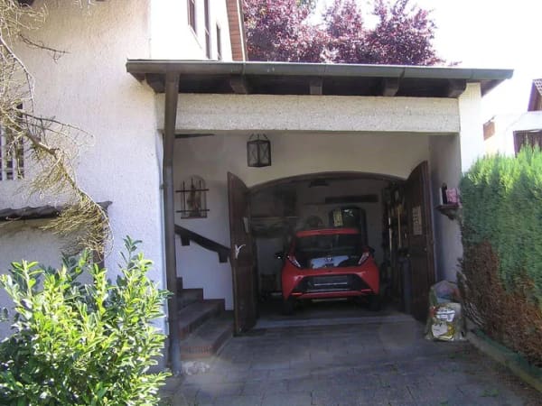 Immobilie in Bodenkirchen - Schmuckes Heim mit eingewachsenem Garten - Bild 1