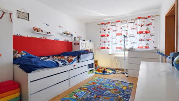 Immobilie in Maxhütte-Haidhof - Ein Haus. Drei Wohneinheiten. Unzählige Möglichkeiten. - Bild 4