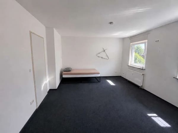 Immobilie in Dreieich - Dreieich - Helle 1-Zimmer-Wohnung mit EBK und Keller - keine Käuferprovision! - Bild 1