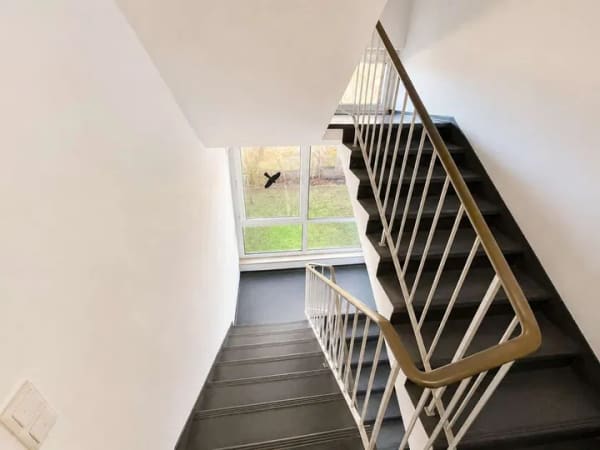 Immobilie in Gütersloh - 6 % Rendite in Güterslohs Innenstadt – vollvermietetes 5-Familienhaus mit Entwicklungspotenzial - Bild 3