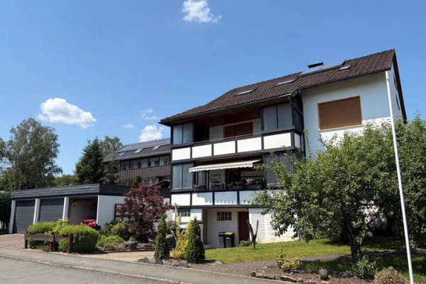 Immobilie in Bad Berleburg - Wohnhaus mit vielen Möglichkeiten in Bad Berleburg-Berghausen - Bild 1