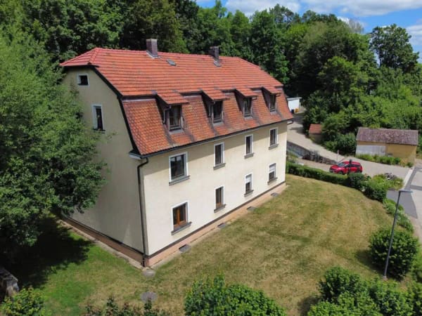 Immobilie in Sulzbach-Rosenberg - 6  Familienwohnhaus als Kapitalanlage - Bild 1