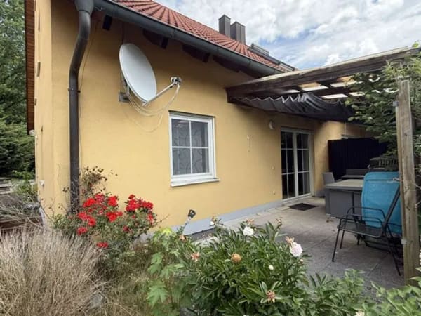 Immobilie in Maxhütte-Haidhof - Doppelhaushälfte in Maxhütte-Haidhof (Birkenzell) aus Nachlassinsolvenz - Bild 2